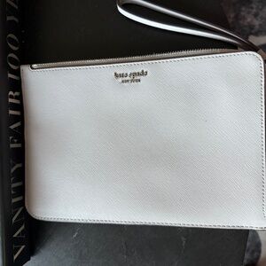 Wristlet